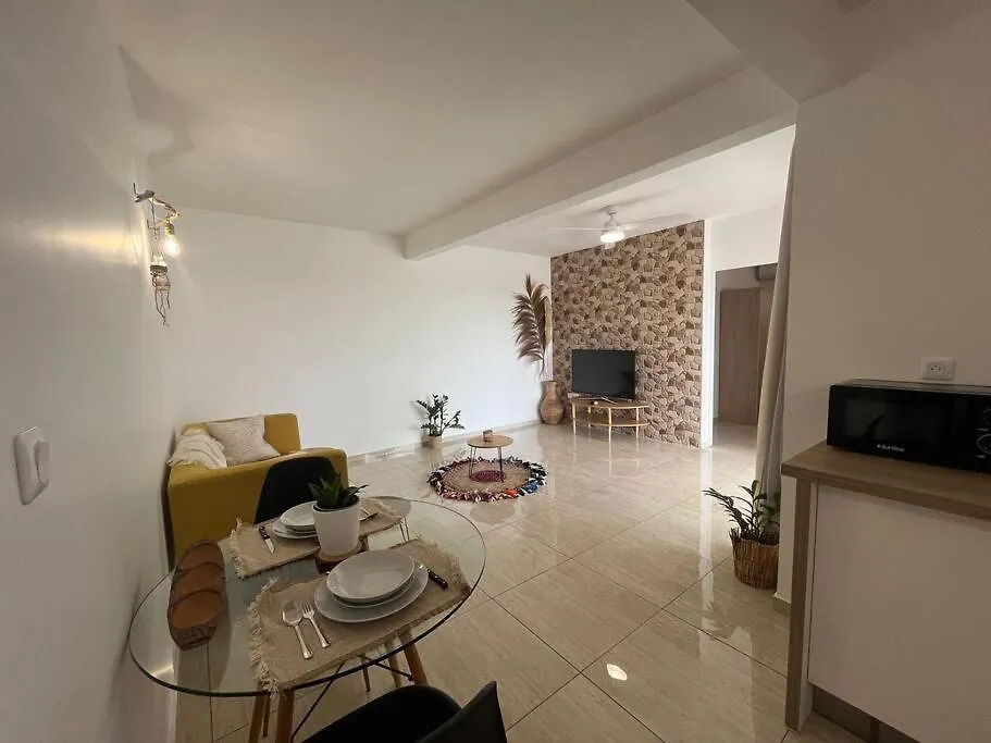 La Vanille 1 - By Egl Immo Apartment Ducos